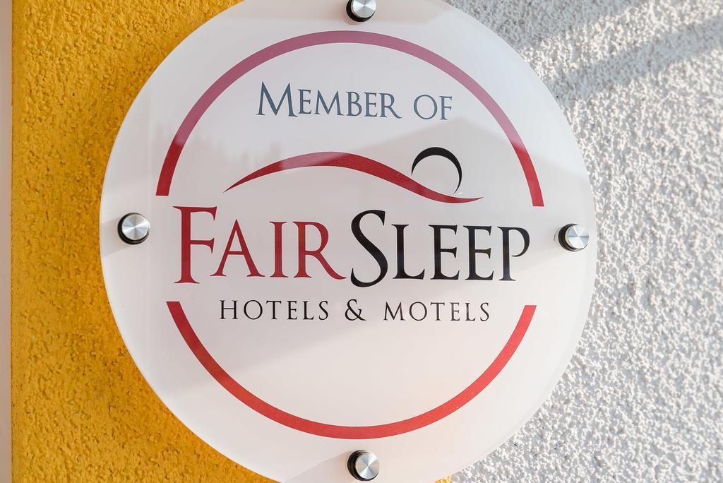 Fairsleep Motel Einstein แอร์ดิง ภายนอก รูปภาพ